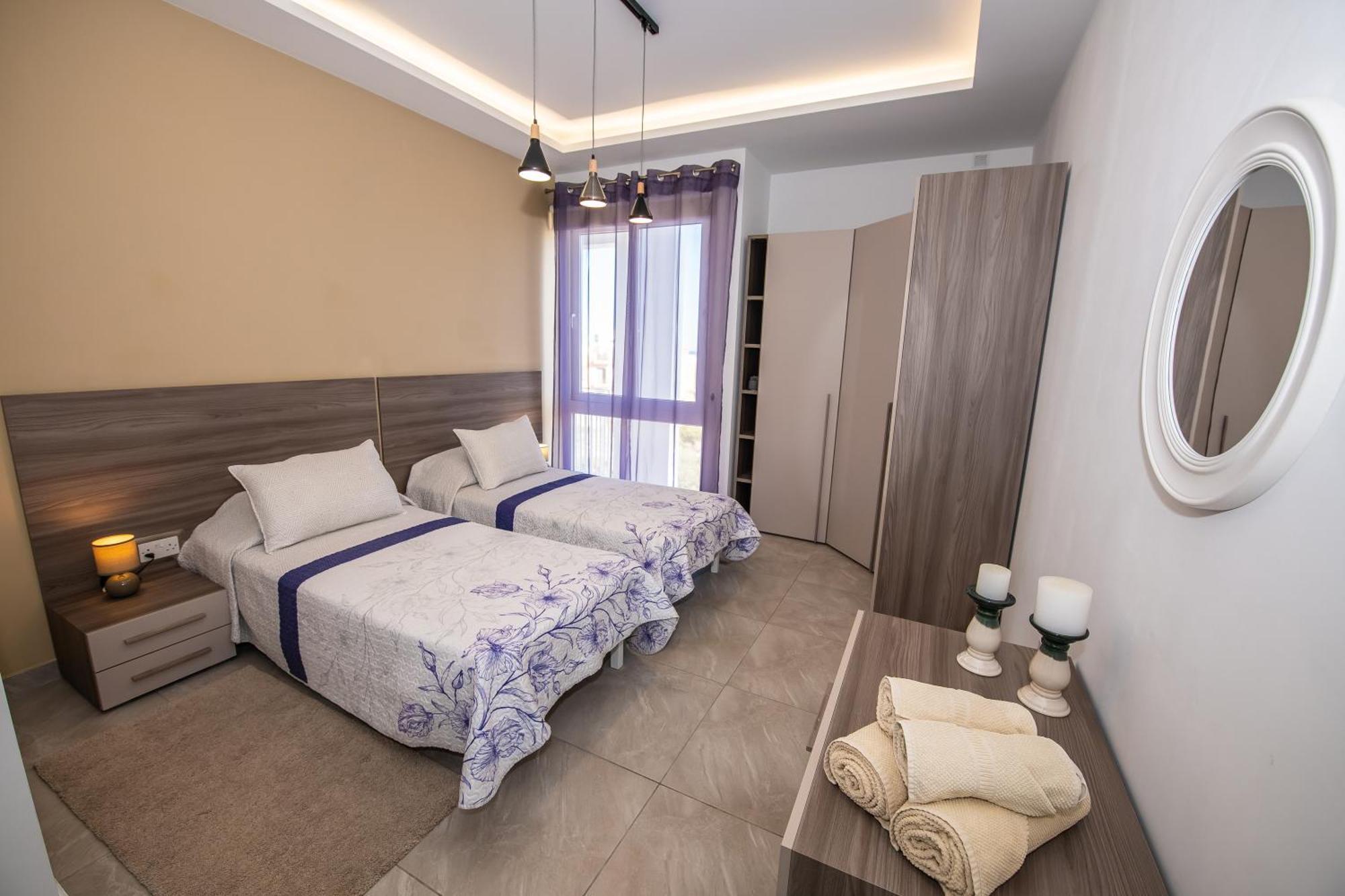 Clifftop Modern Apartment Mellieha Exterior photo